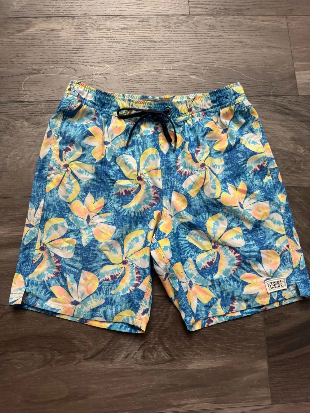 O'Neill Boy’s Large Floral Board Shorts